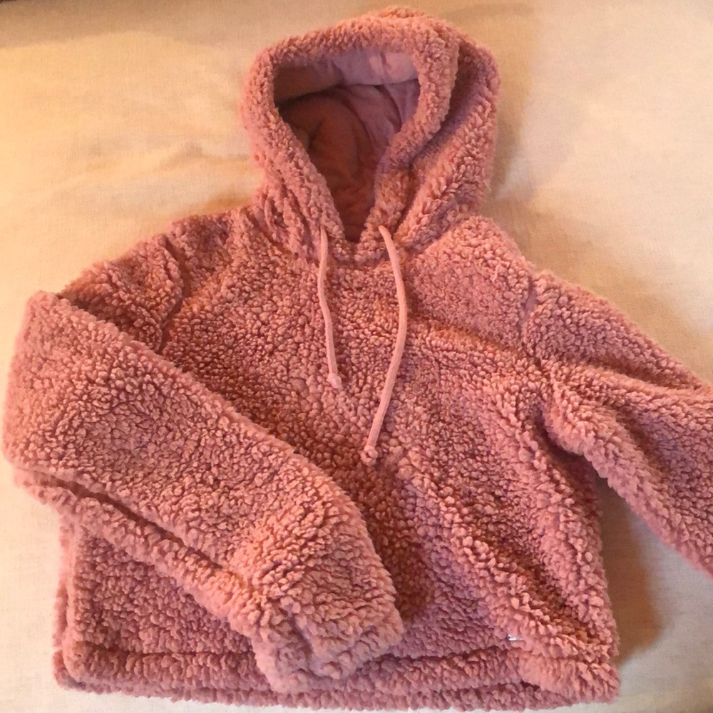 Sweatshirt with hood
